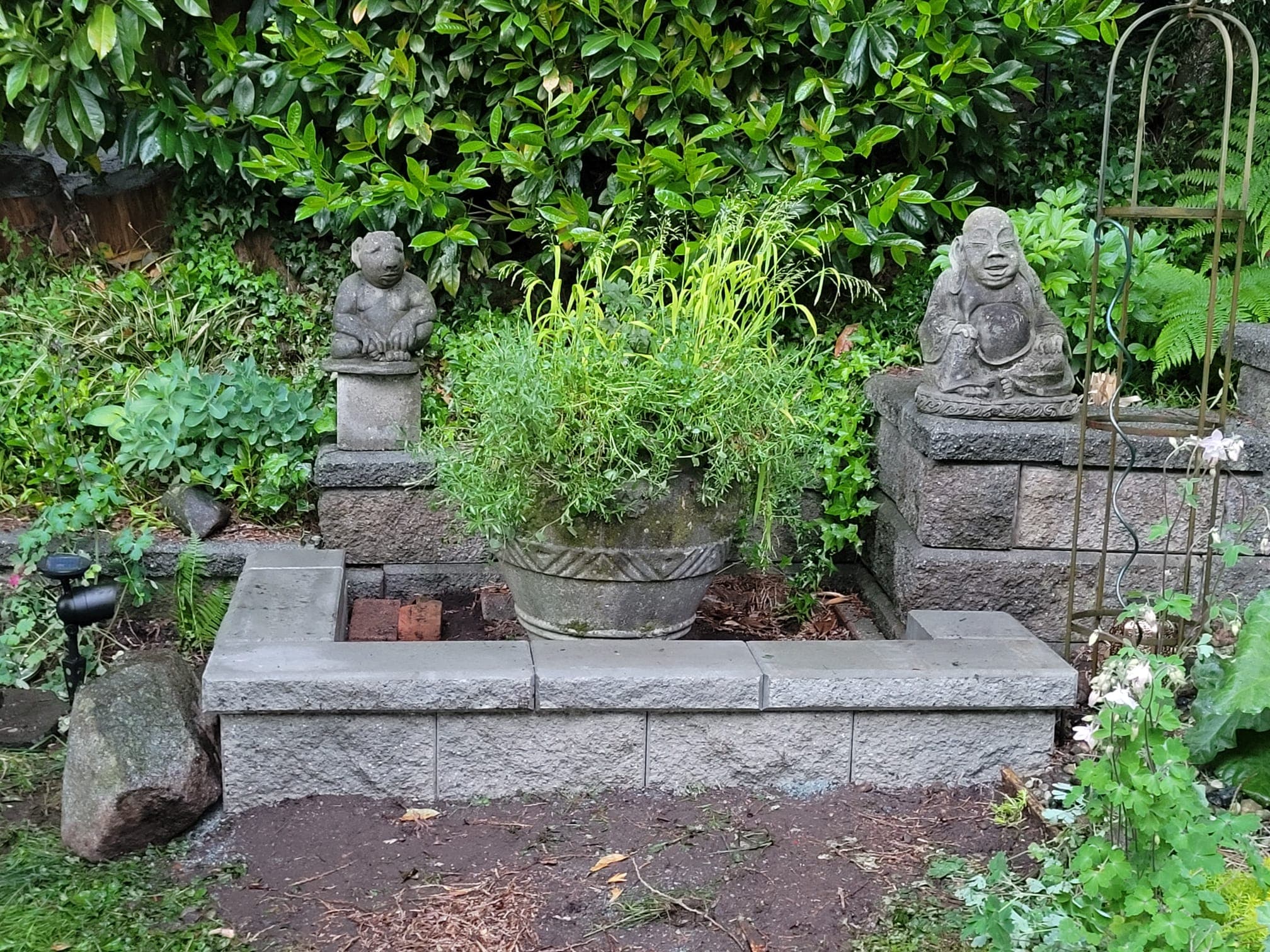 Eagle Ridge Side Yard Path — Photo 7