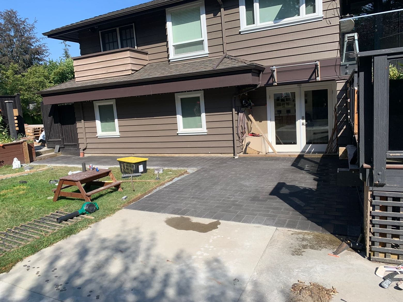 Trillium Paver Walkway — Photo 3