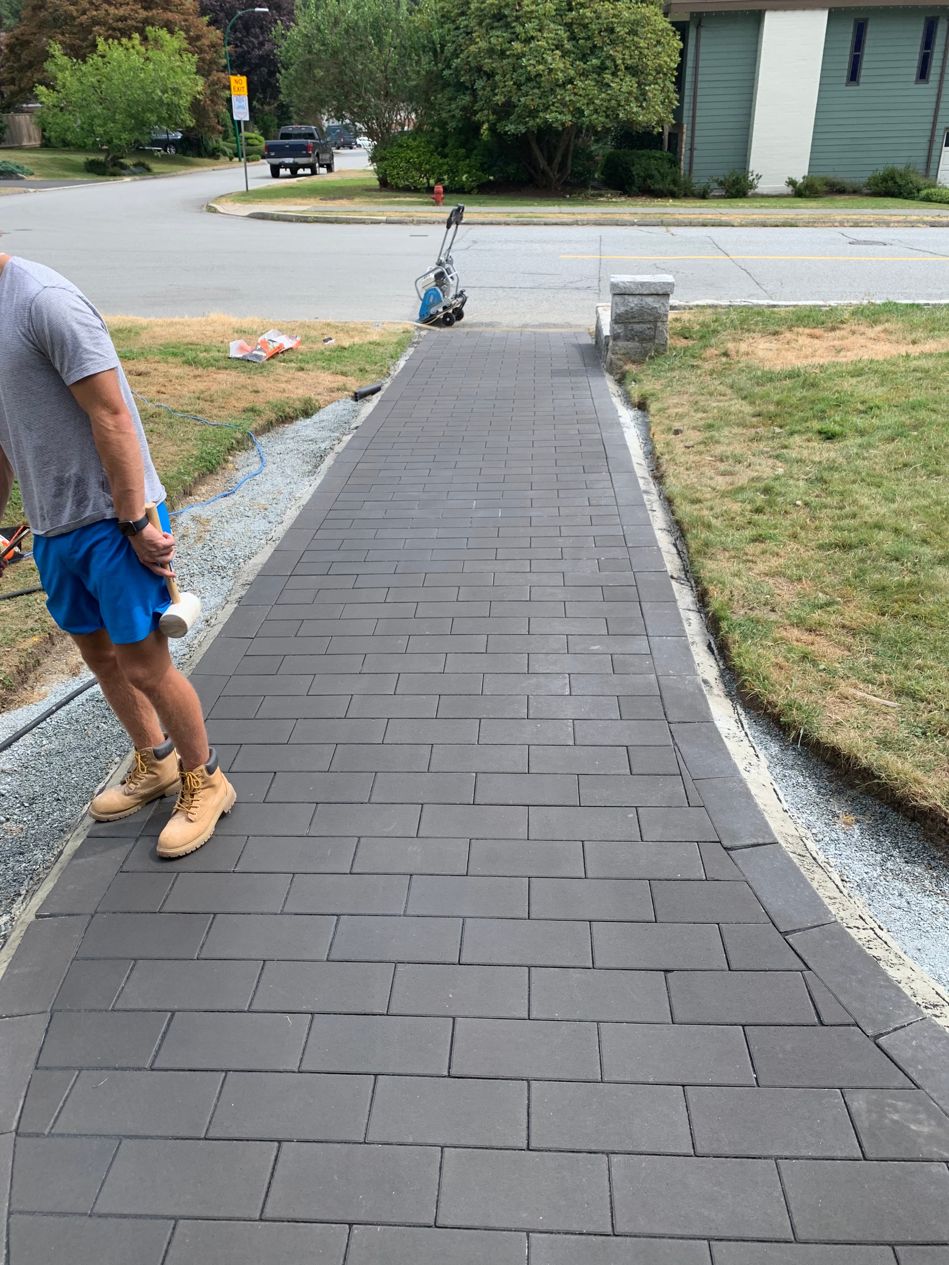 Trillium Paver Walkway — Photo 5